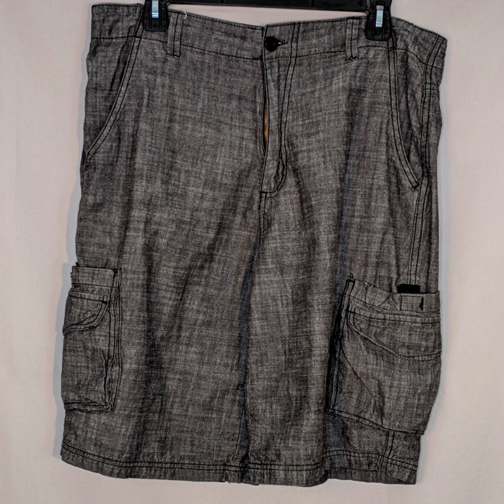London Fog Mens Cargo Shorts Size 34